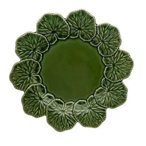 Alt-Plato-Pando-de-Loza-Verde-Bordallo-Pinheiro-Coleccion-Geranio-27.5-cm-con-Relieves-de-Hojas-y-Flores- Alt-Plato-Pando-de-Loza-Verde-Bordallo-Pinheiro-Coleccion-Geranio-27.5-cm-con-Relieves-de-Hojas-y-Flores-